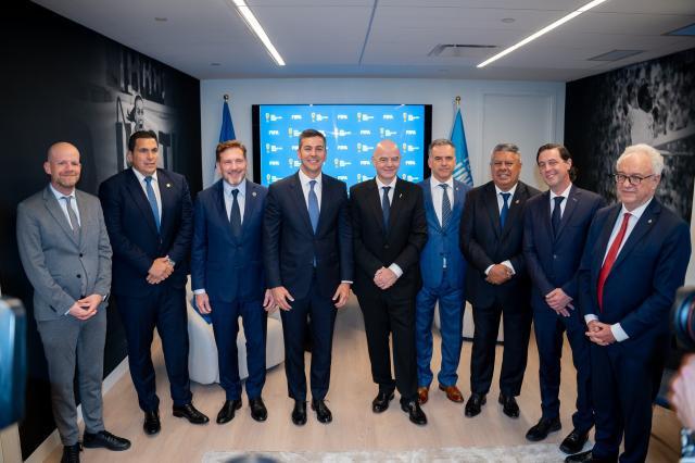 约的国际足, img, 月由南美足 约的国际足, img, 月由南美足